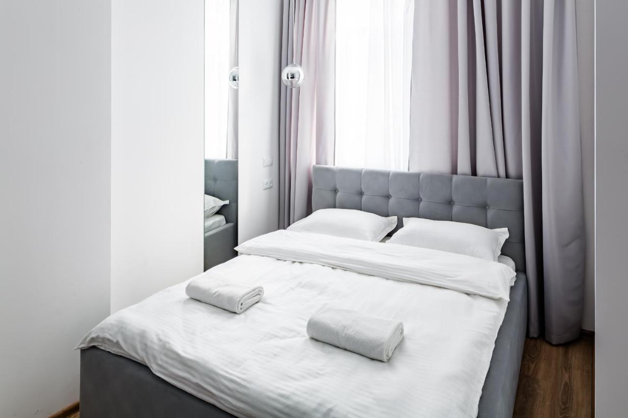 Royal Premier Apartment Львов Экстерьер фото