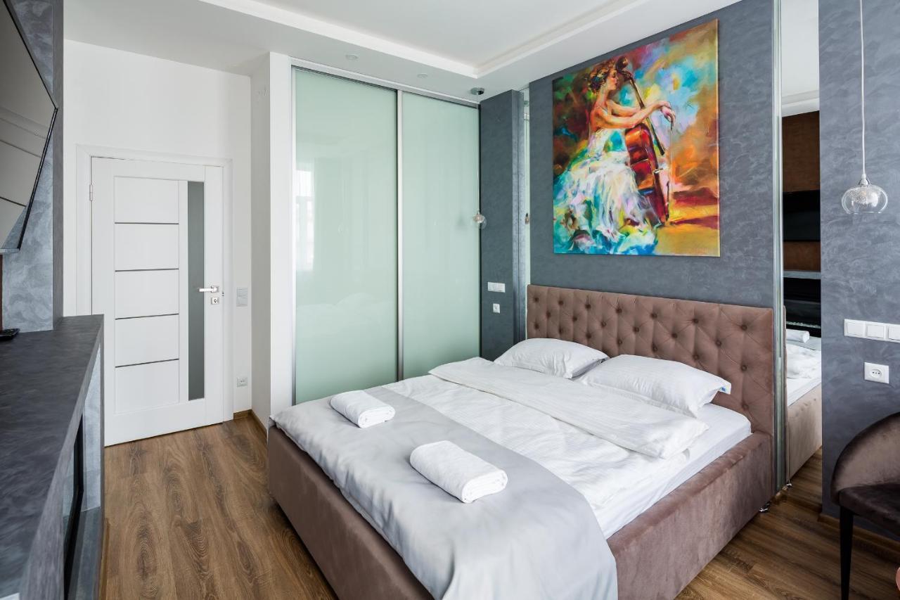 Royal Premier Apartment Львов Экстерьер фото