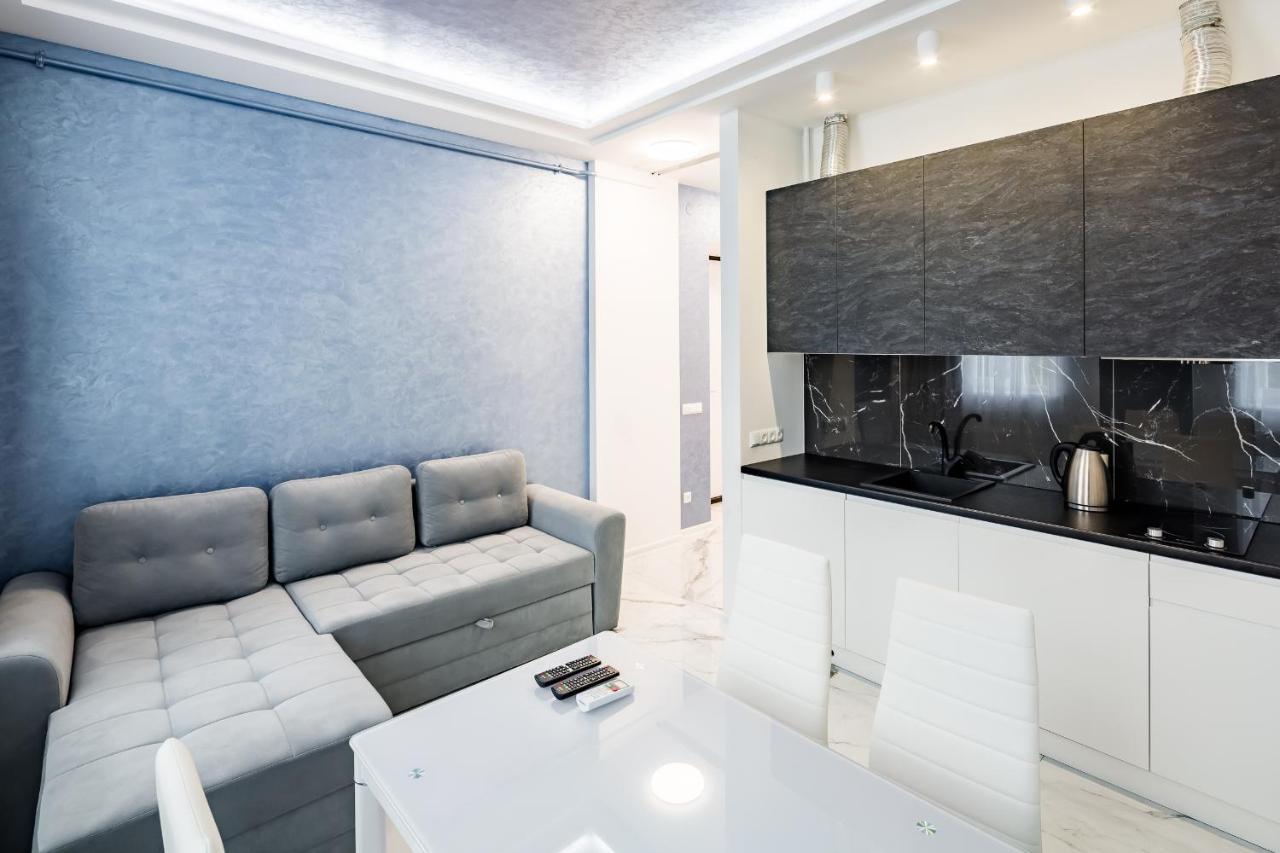 Royal Premier Apartment Львов Экстерьер фото