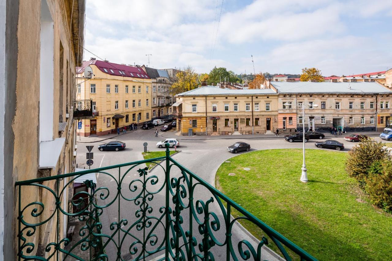 Royal Premier Apartment Львов Экстерьер фото