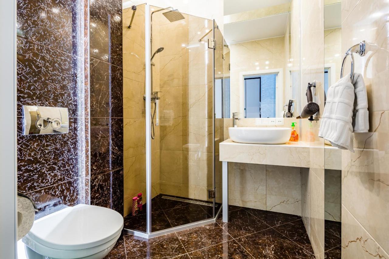 Royal Premier Apartment Львов Экстерьер фото